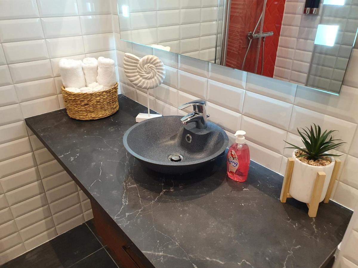 Stylisches 2-Zimmer Design-Apartment An Der U1 Favoritenstrasse Vienna
