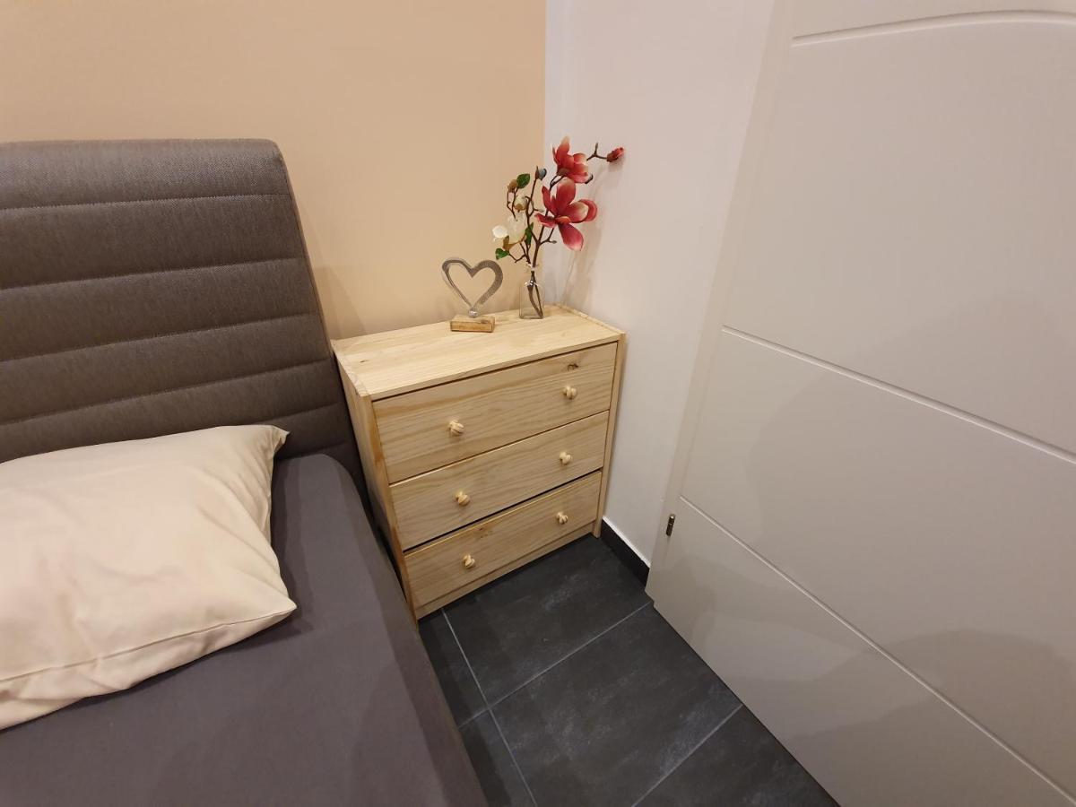 Stylisches 2-Zimmer Design-Apartment An Der U1 Favoritenstrasse Vienna